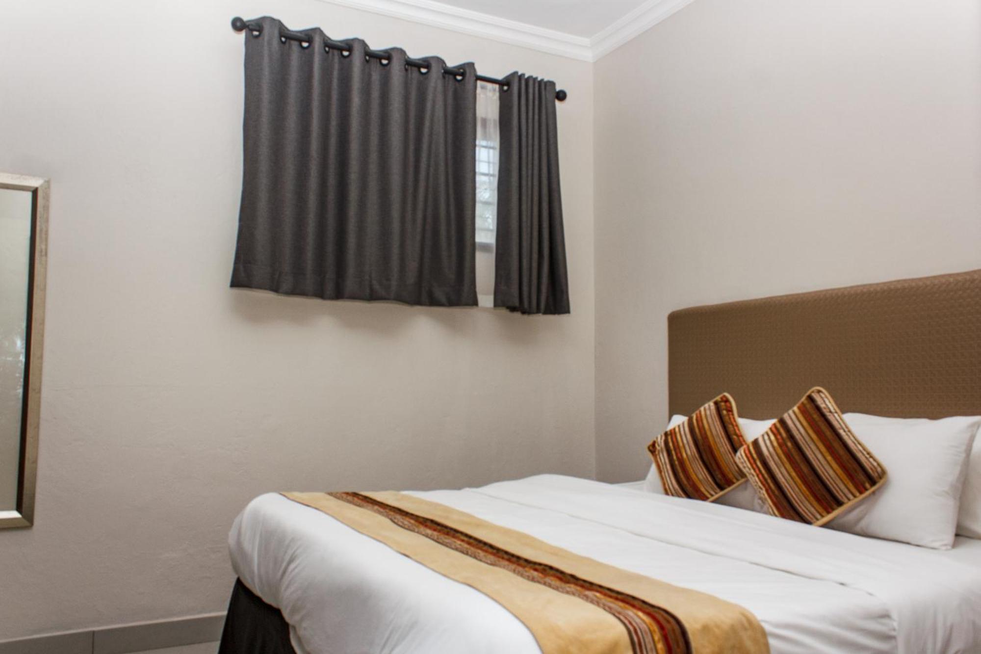 Cedar Place Limited Blantyre Exteriér fotografie